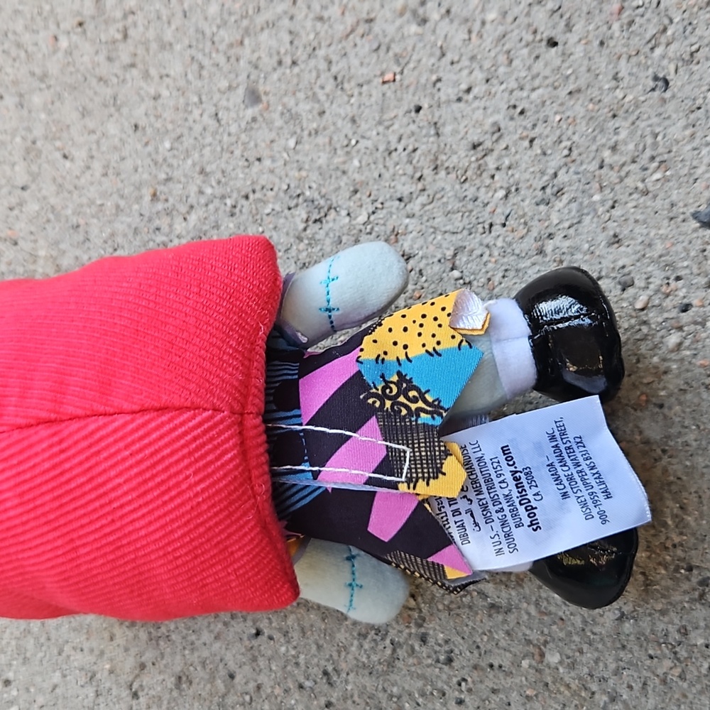 Toy - Picture 2 of 2